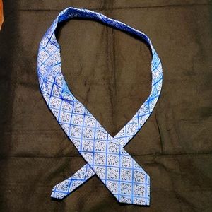 Luxury silk men's tie